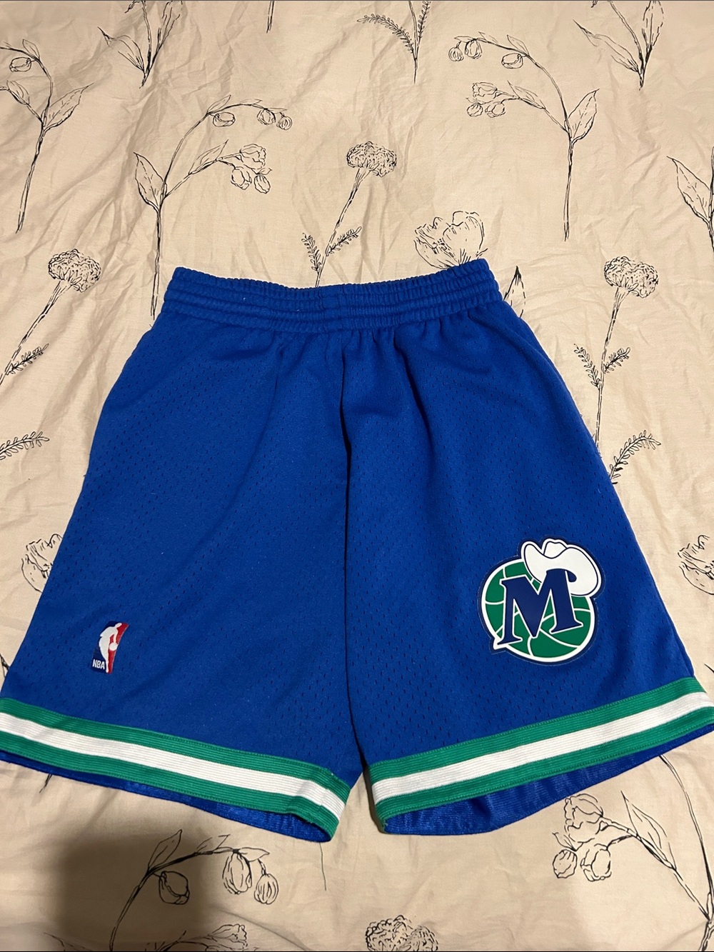 Mitchell & Ness Dallas Mavericks Blue Shorts with Green & White Trim